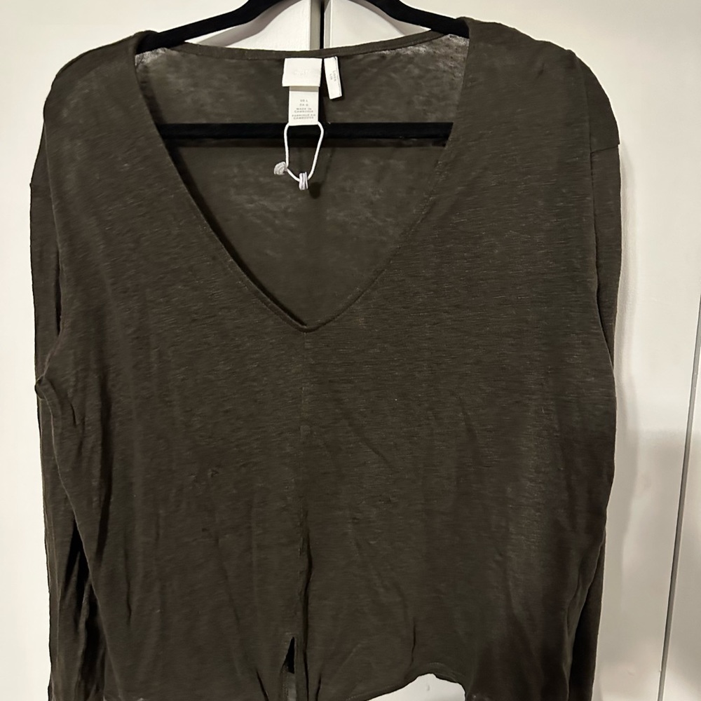 BRAND NEW - H&M sweater